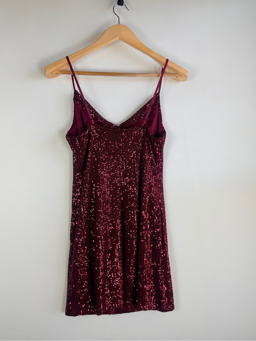 Bebop Burgundy Sequin Cowl Neck Mini Dress Size Medium Party Cocktail - Picture 3 of 6